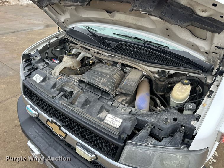 image for item NS9177 2014 Chevrolet  4500 ambulance