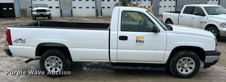 image for item NS9185 2006 Chevrolet Silverado 1500 pickup truck