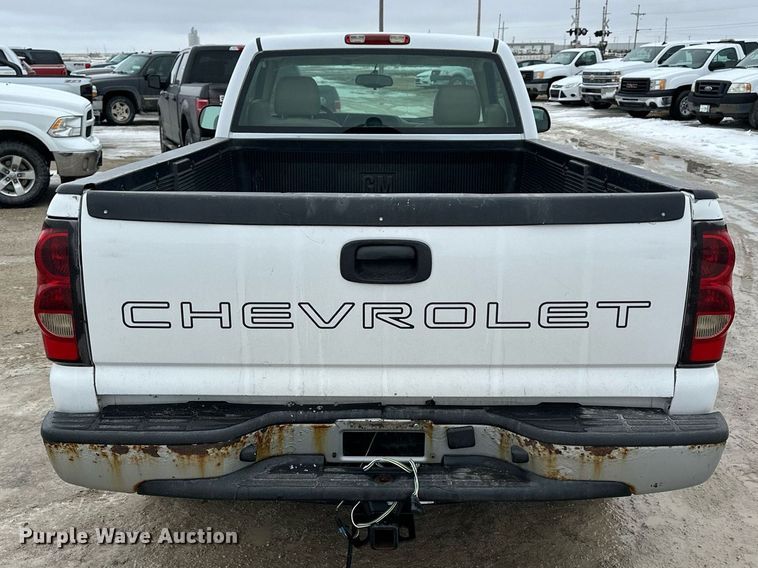 image for item NS9185 2006 Chevrolet Silverado 1500 pickup truck