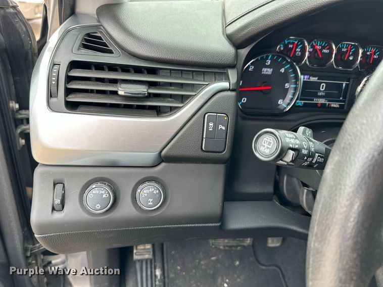 image for item NS9187 2019 Chevrolet Tahoe Police SUV