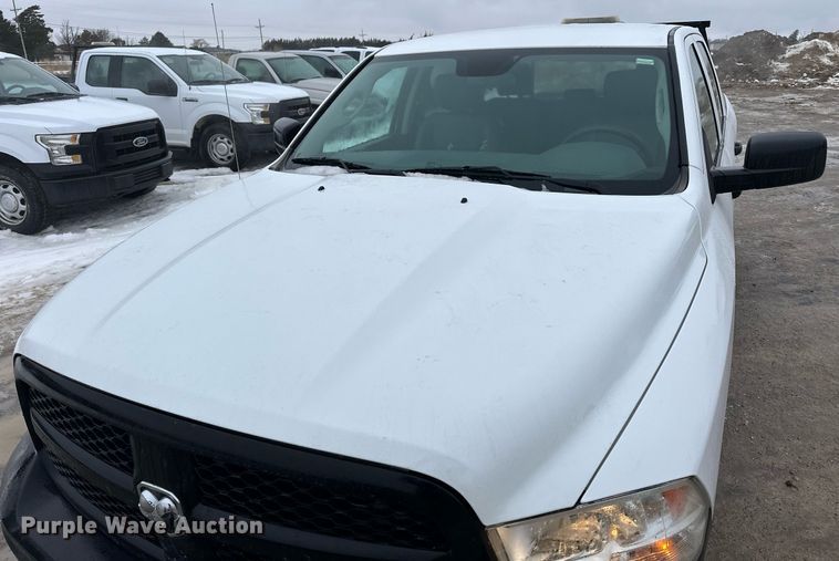 image for item NS9189 2017 Dodge Ram 1500 Crew Cab pickup truck