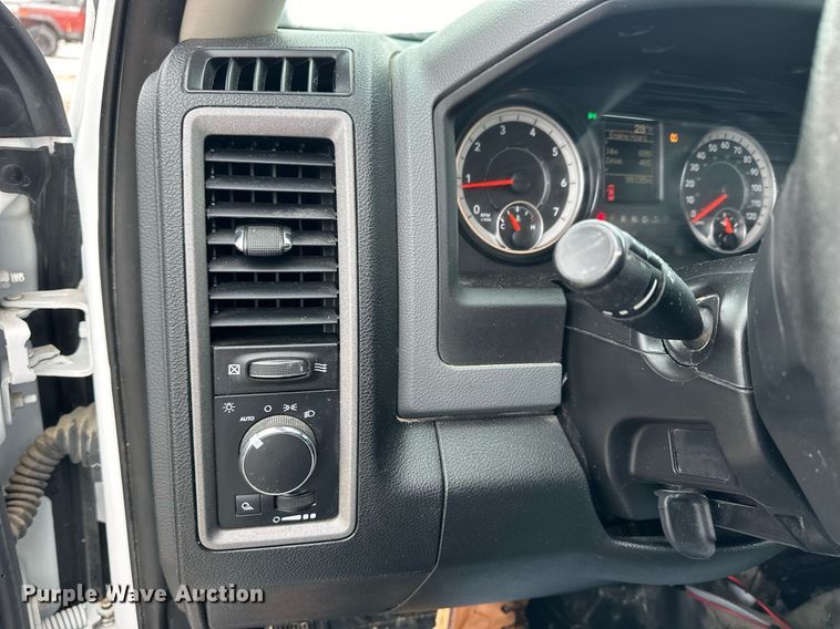 image for item NS9189 2017 Dodge Ram 1500 Crew Cab pickup truck