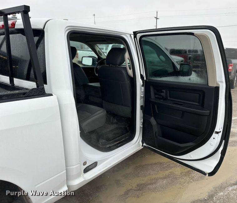 image for item NS9189 2017 Dodge Ram 1500 Crew Cab pickup truck