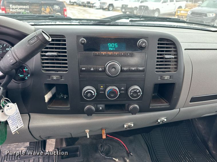 image for item NS9190 2011 GMC Sierra 1500 pickup truck