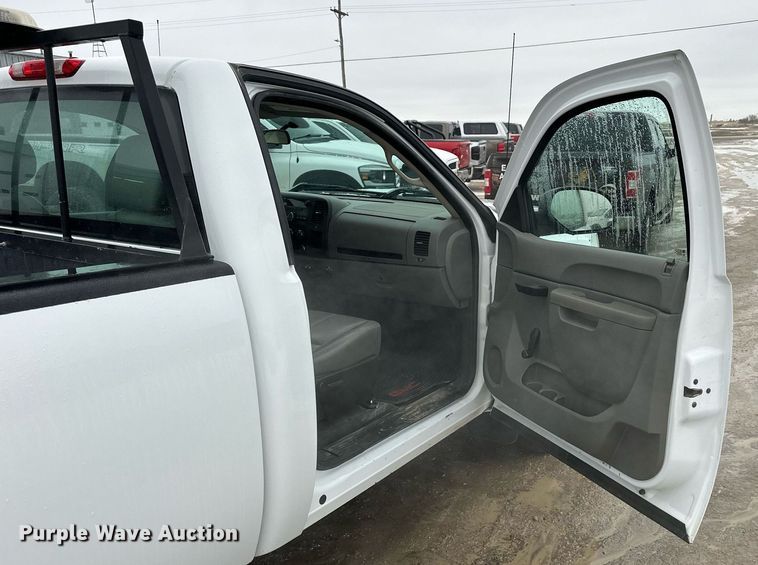 image for item NS9190 2011 GMC Sierra 1500 pickup truck