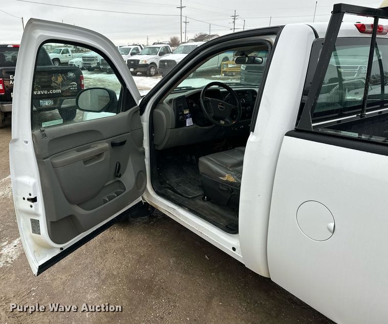 image for item NS9191 2011 GMC Sierra 1500 pickup truck