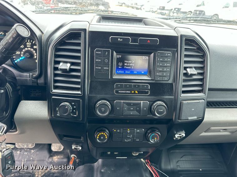 image for item NS9192 2015 Ford F150 SuperCab pickup truck