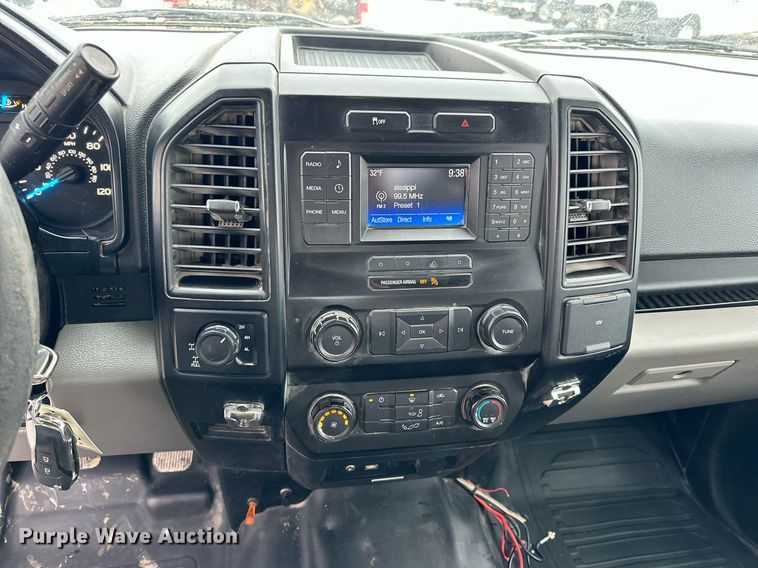 image for item NS9193 2015 Ford F150 SuperCab pickup truck