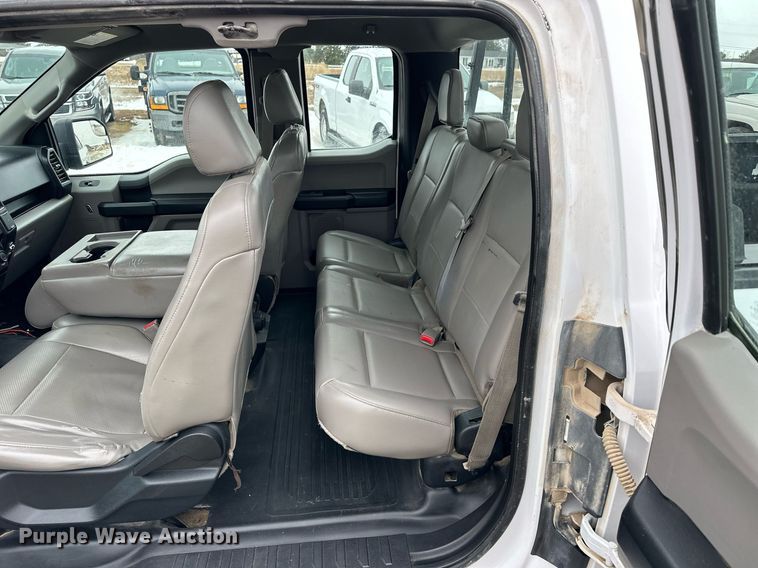 image for item NS9193 2015 Ford F150 SuperCab pickup truck