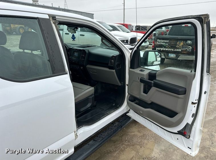 image for item NS9193 2015 Ford F150 SuperCab pickup truck