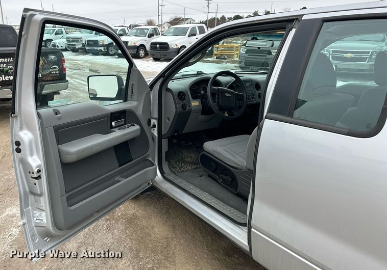 image for item NS9200 2005 Ford F150 SuperCab pickup truck