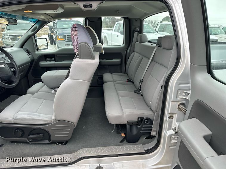 image for item NS9200 2005 Ford F150 SuperCab pickup truck