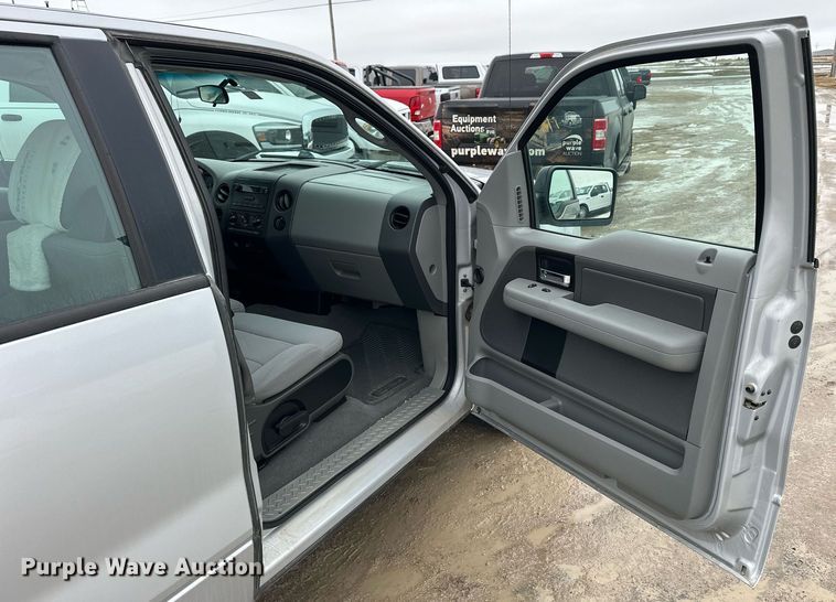 image for item NS9200 2005 Ford F150 SuperCab pickup truck