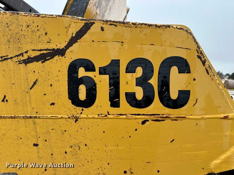 image for item NS9202 1991 Caterpillar  613C elevating scraper