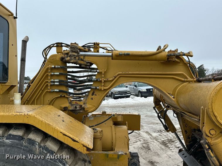 image for item NS9202 1991 Caterpillar  613C elevating scraper