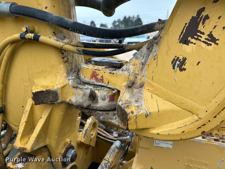image for item NS9202 1991 Caterpillar  613C elevating scraper