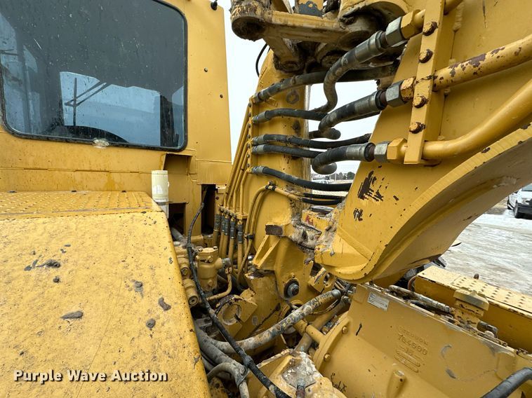 image for item NS9202 1991 Caterpillar  613C elevating scraper