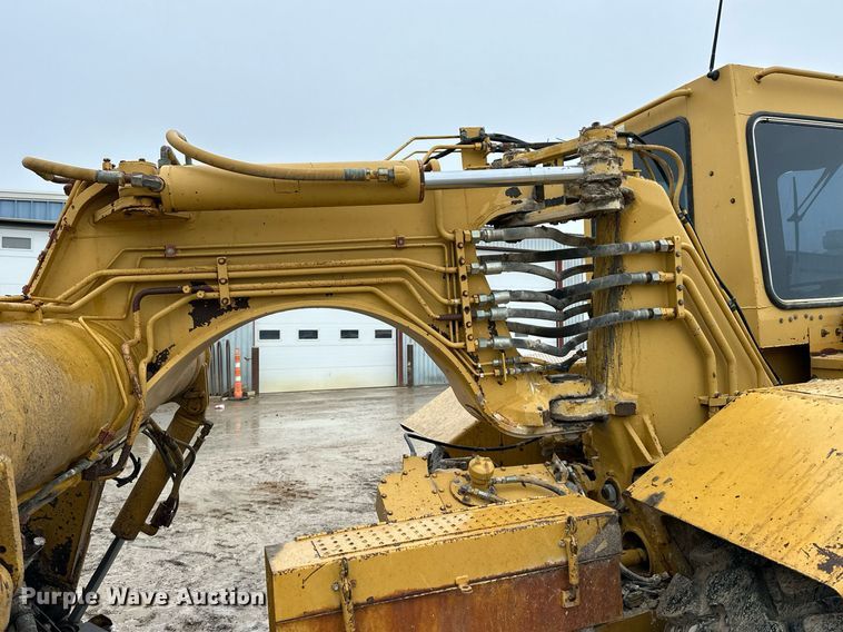 image for item NS9202 1991 Caterpillar  613C elevating scraper