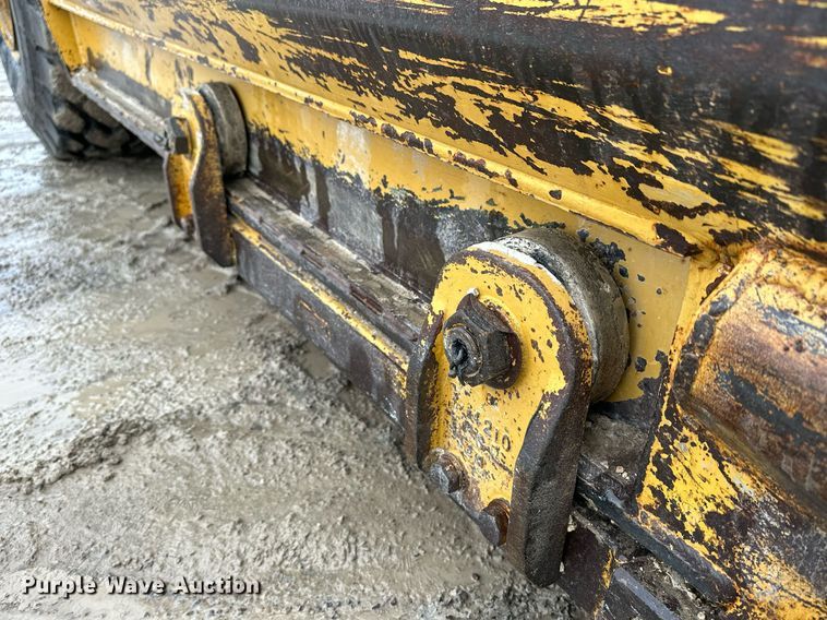 image for item NS9202 1991 Caterpillar  613C elevating scraper