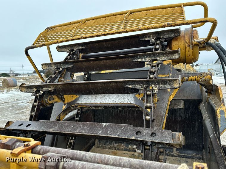 image for item NS9202 1991 Caterpillar  613C elevating scraper