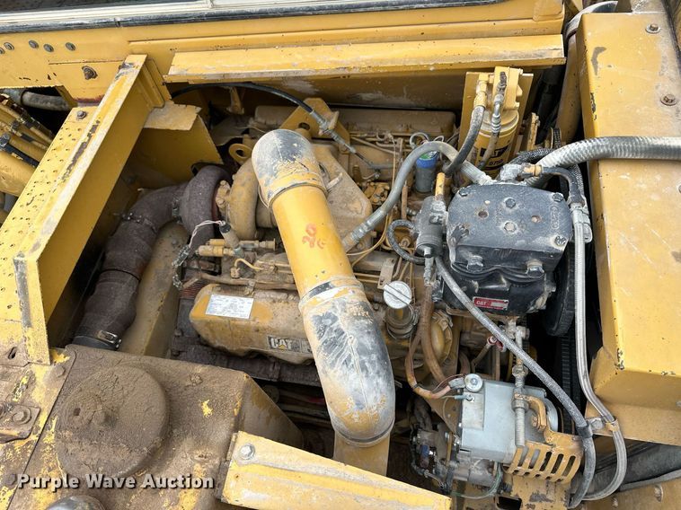 image for item NS9202 1991 Caterpillar  613C elevating scraper