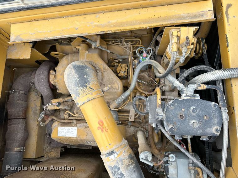 image for item NS9202 1991 Caterpillar  613C elevating scraper