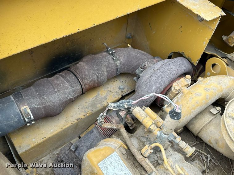 image for item NS9202 1991 Caterpillar  613C elevating scraper