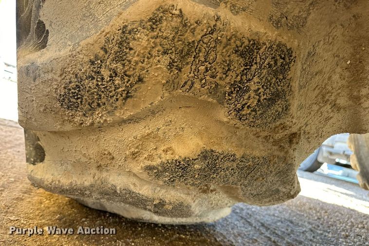 image for item NS9202 1991 Caterpillar  613C elevating scraper