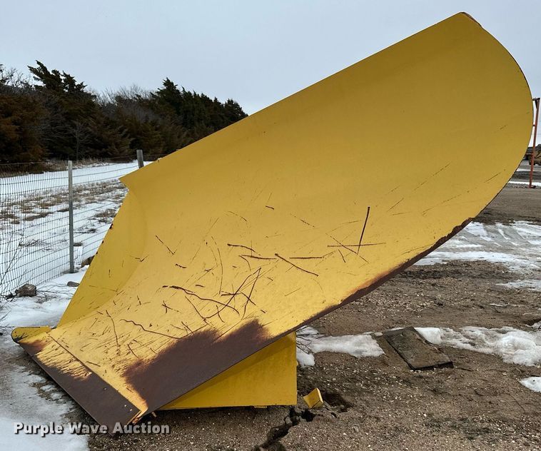 image for item NS9203 Henke 12' W snow plow