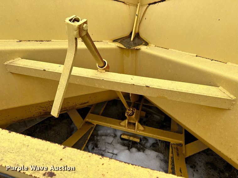 image for item NS9203 Henke 12' W snow plow