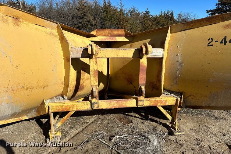 image for item NS9243 Balderson BVS9-90 snow plow