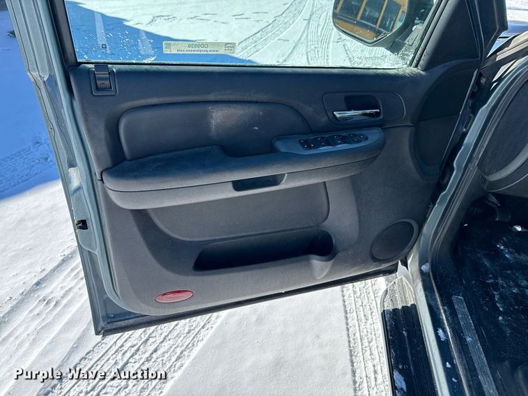 image for item OD9939 2008 Chevrolet Suburban SUV