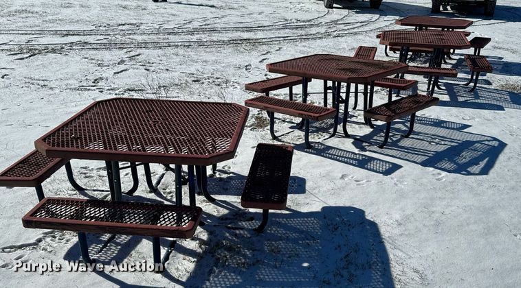 image for item OD9941 (4) picnic tables