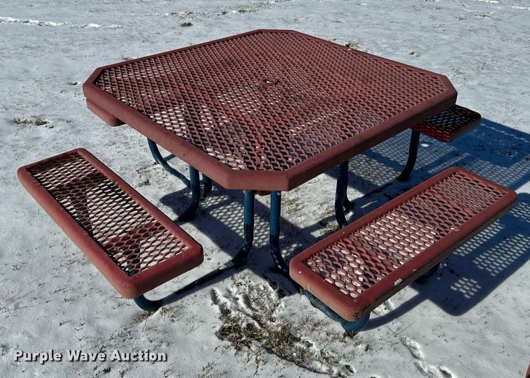 image for item OD9941 (4) picnic tables