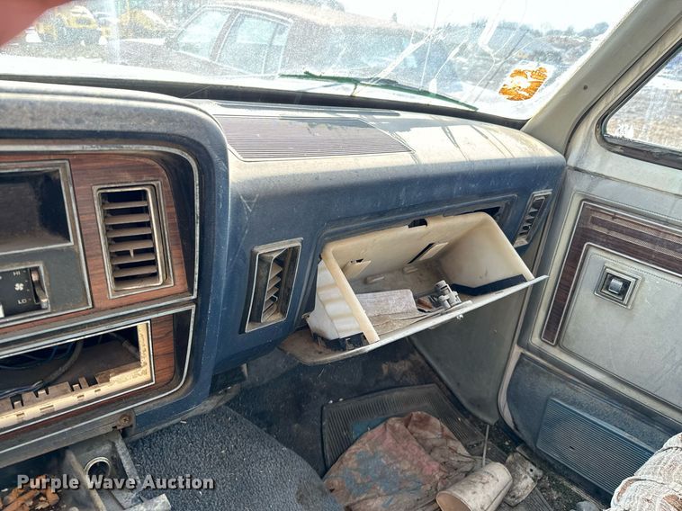 image for item OD9954 1984 Dodge Ram Charger SUV