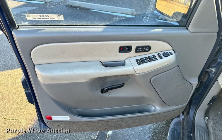 image for item OD9956 2002 Chevrolet Tahoe  SUV