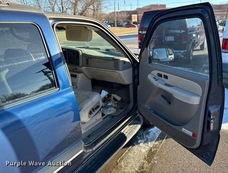 image for item OD9956 2002 Chevrolet Tahoe  SUV