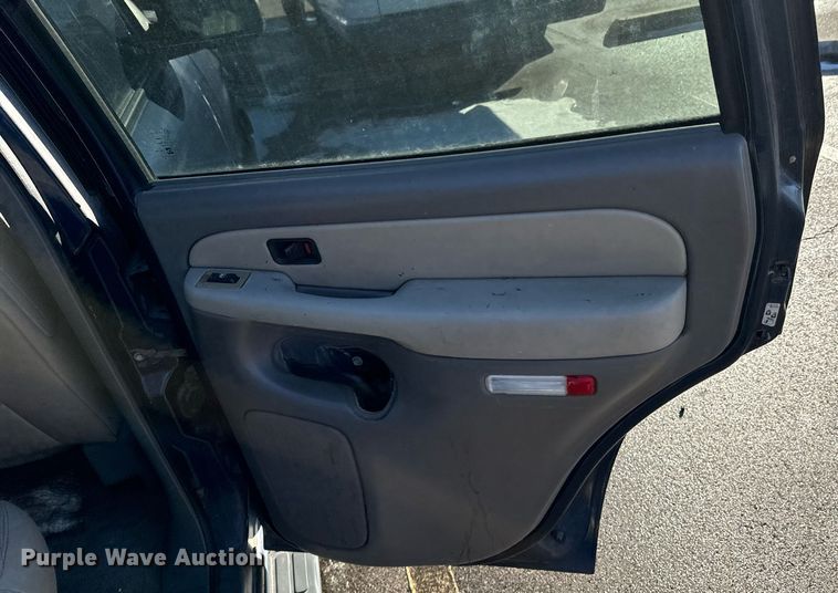 image for item OD9956 2002 Chevrolet Tahoe  SUV