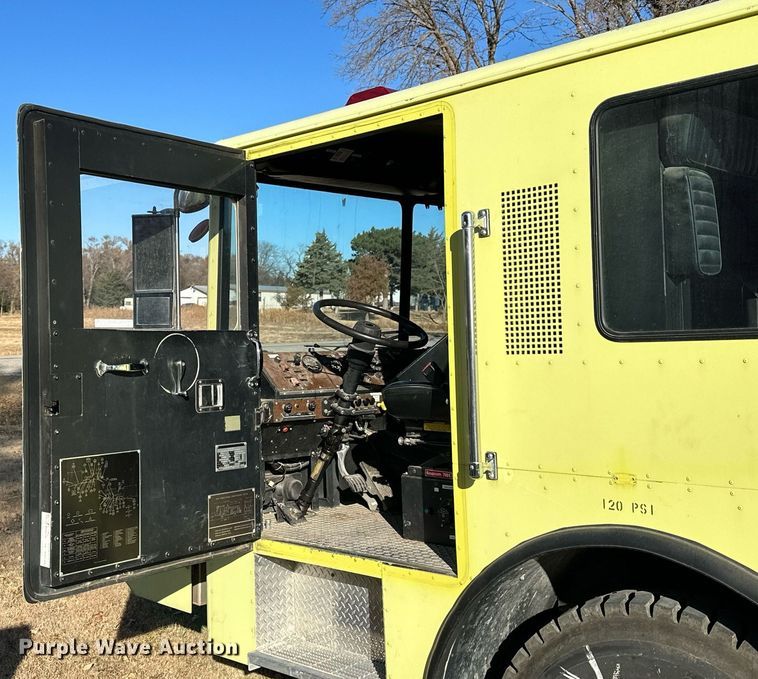 image for item OK9171 1991 Kovatch Corp P22 fire truck