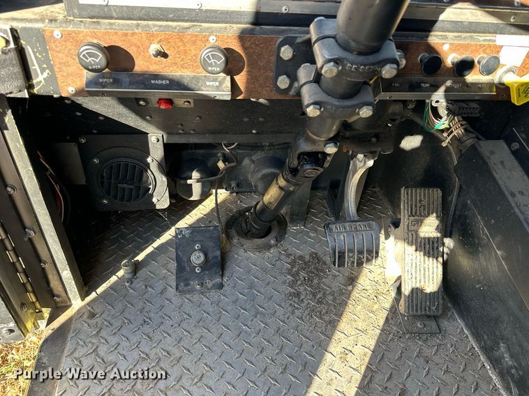 image for item OK9171 1991 Kovatch Corp P22 fire truck