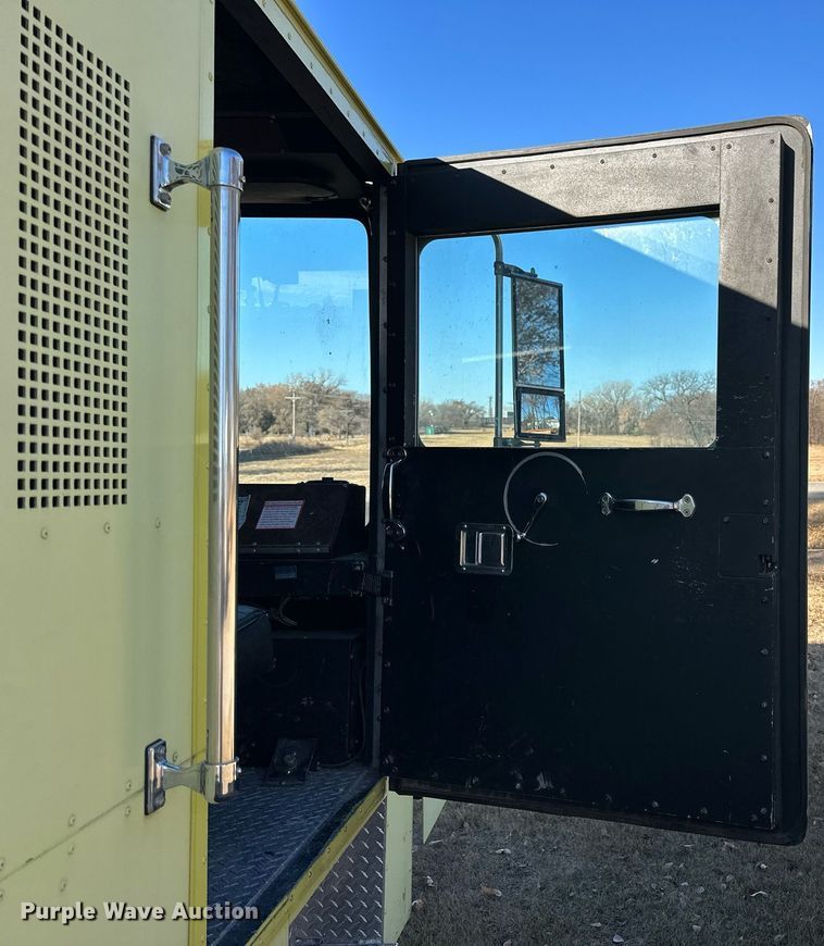 image for item OK9171 1991 Kovatch Corp P22 fire truck