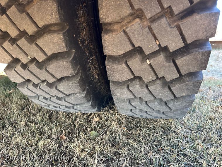 image for item OK9171 1991 Kovatch Corp P22 fire truck