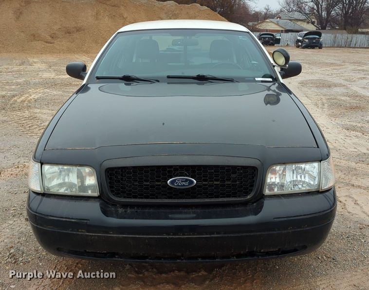 image for item OL9227 2010 Ford  Crown Victoria Police Interceptor 
