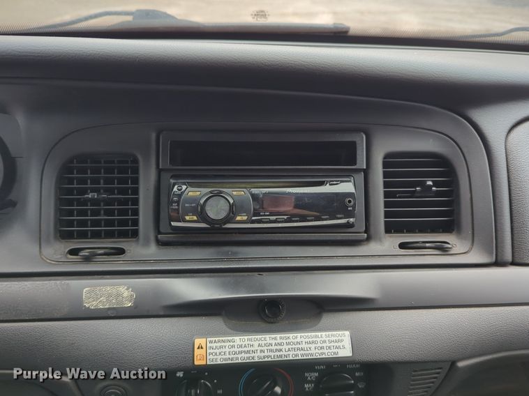 image for item OL9227 2010 Ford  Crown Victoria Police Interceptor 