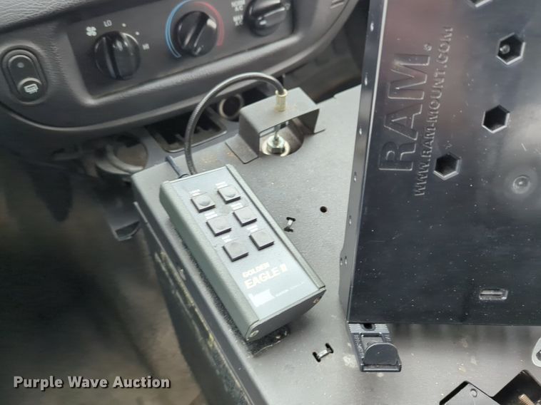 image for item OL9227 2010 Ford  Crown Victoria Police Interceptor 