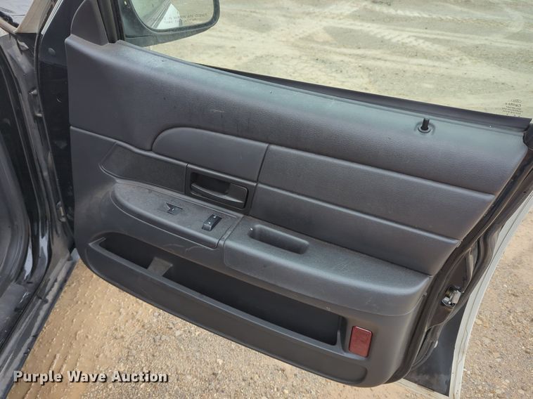 image for item OL9227 2010 Ford  Crown Victoria Police Interceptor 