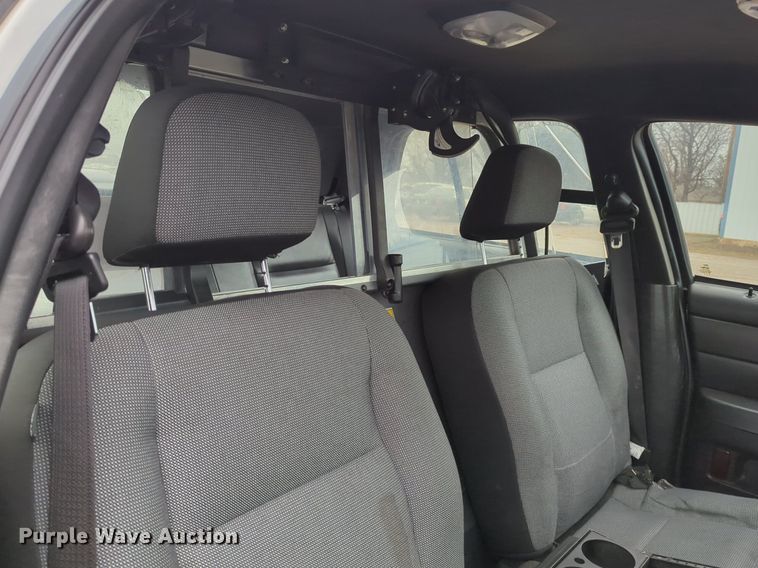 image for item OL9227 2010 Ford  Crown Victoria Police Interceptor 