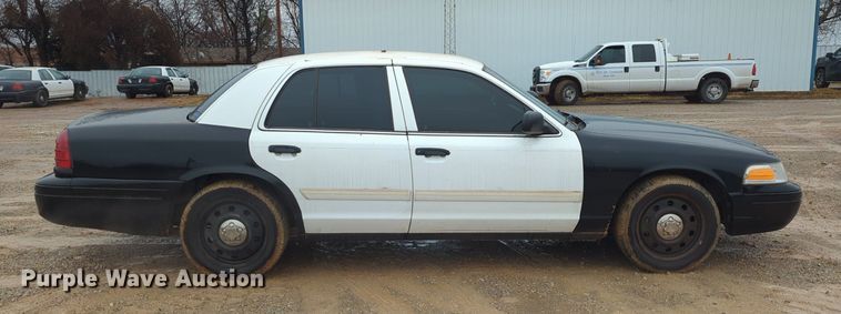 image for item OL9228 2010 Ford  Crown Victoria Police Interceptor 
