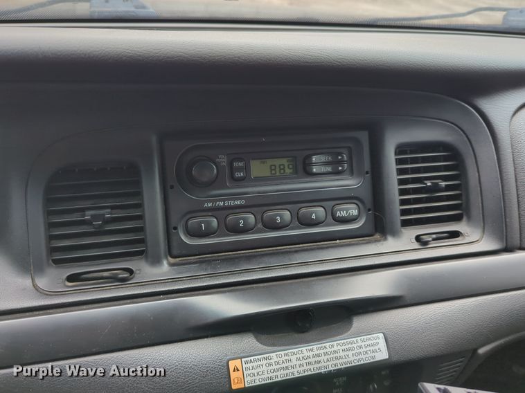 image for item OL9228 2010 Ford  Crown Victoria Police Interceptor 