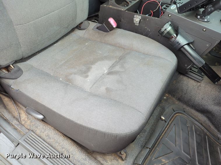 image for item OL9228 2010 Ford  Crown Victoria Police Interceptor 